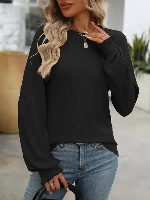 Long-Sleeved Ribbed Sweater - Black