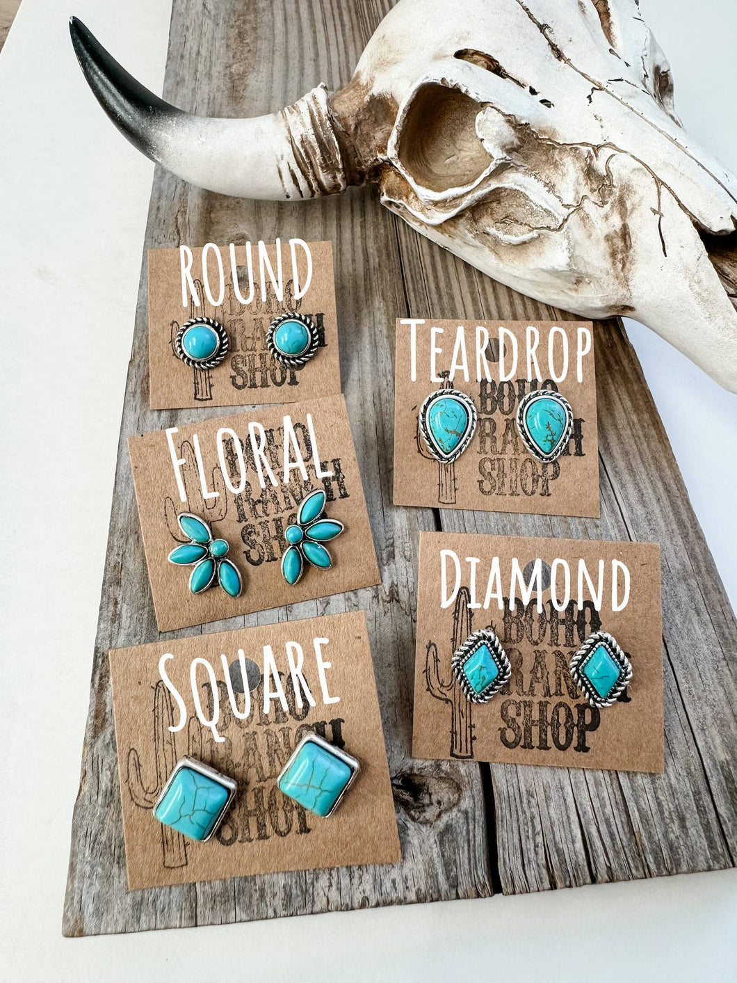 Western Turquoise Stud Earrings: Round