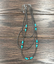 Load image into Gallery viewer, Turquoise and Navajo Pearl Necklace
